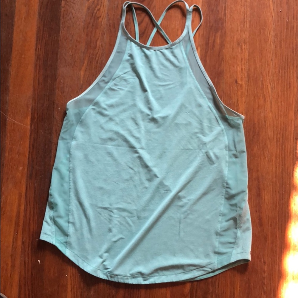 Run off route lululemon tank
